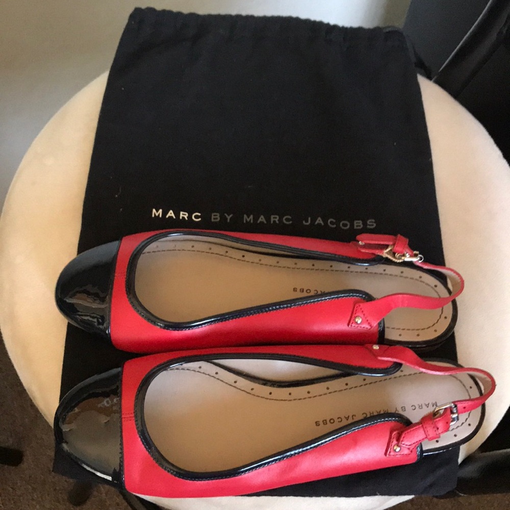 Like New, worn once, flats